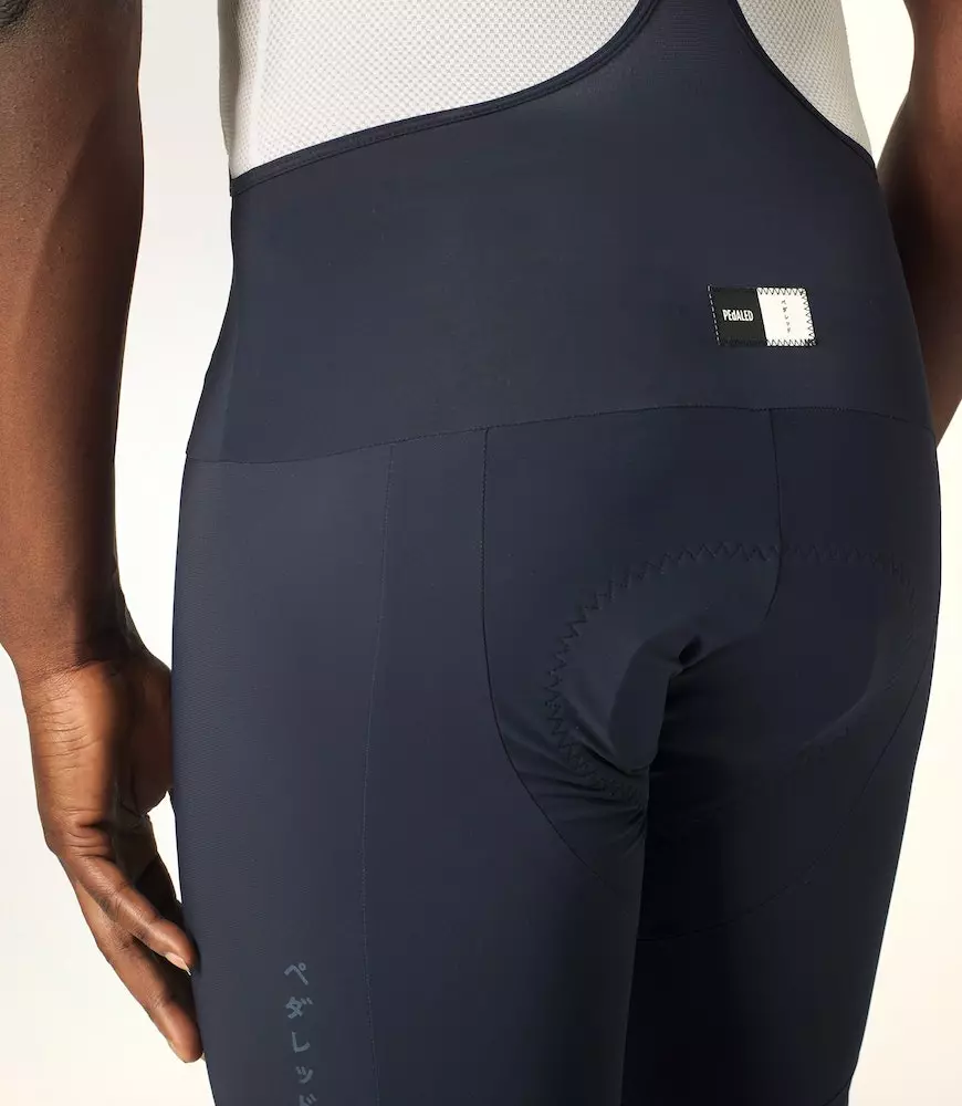 PEdaLED Mirai Lightweight Bib Shorts - Dark Navy 6 PEdaLED Mirai Lightweight Bib Shorts - Dark Navy - Imagen 4