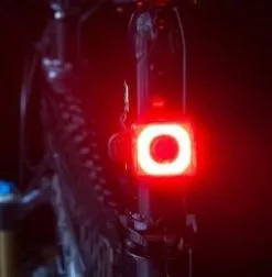 MAGICSHINE Luz Trasera Seemee 20Lm Usb -Bicicletas Ventas 8fm1chUpZ4cgyPtQWx5VGvujM