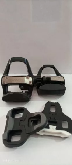 Pedales De Ruta Marca Giant