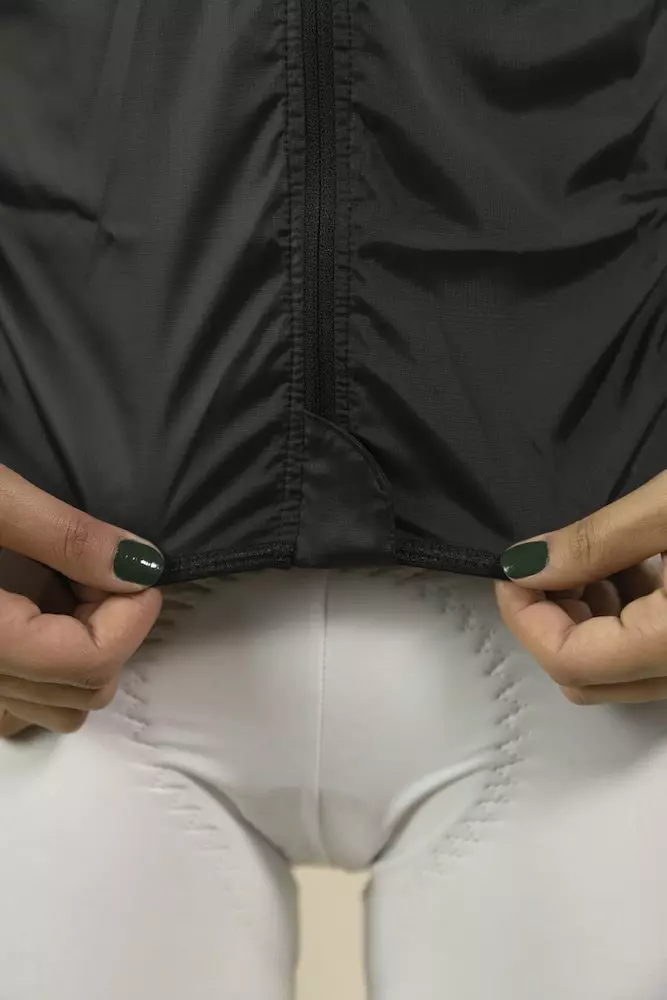 Gavia Chaleco Rompevientos Para Mujer Negro 11 Gavia Chaleco Rompevientos Para Mujer Negro - Imagen 9