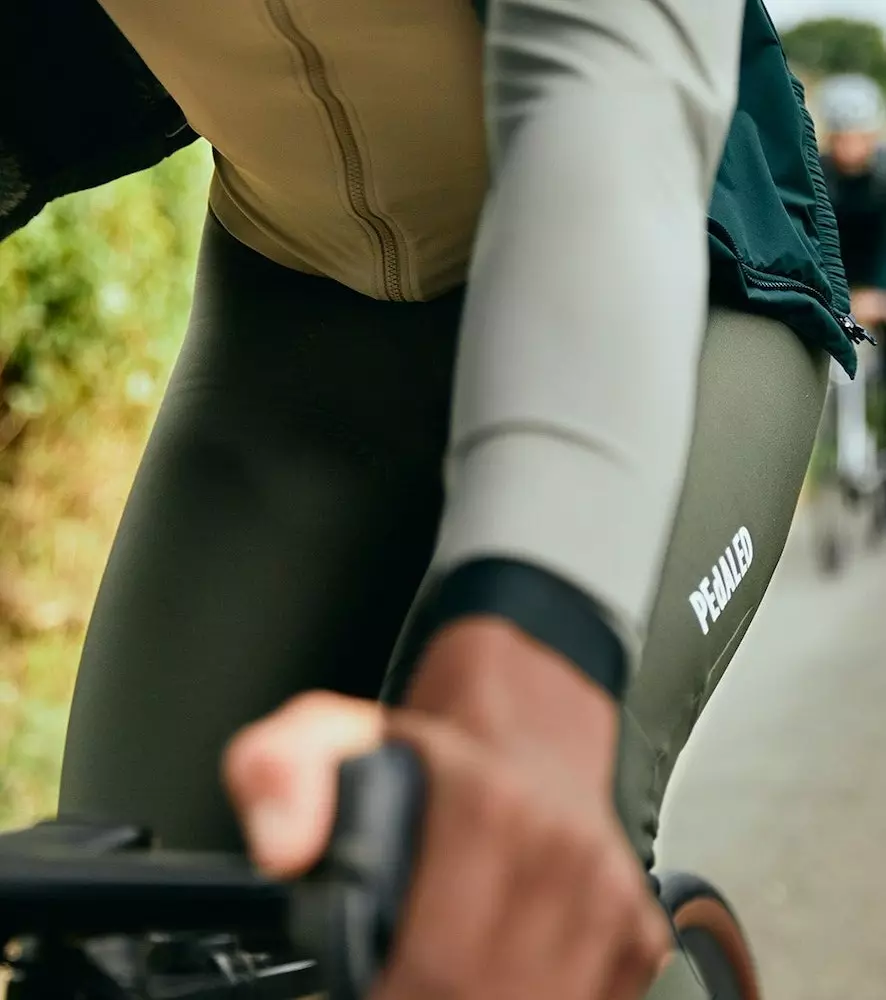 PEdaLED Essential Long Sleeve Jersey - Laurel Oak 11 PEdaLED Essential Long Sleeve Jersey - Laurel Oak - Imagen 9