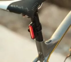 Luz Trasera MAGICSHINE Seemee 30 Lumens Usb Negro -Bicicletas Ventas onvCLGjetzSHzQQBp4PISibMg 1