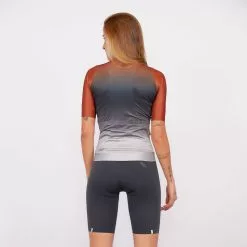 Camiseta Suarez Dama Performance Gradient 2022 13 Camiseta Suarez Dama Performance Gradient 2022 -Bicicletas Ventas uRILrExYkSGYg5JH3GrmmnOyU